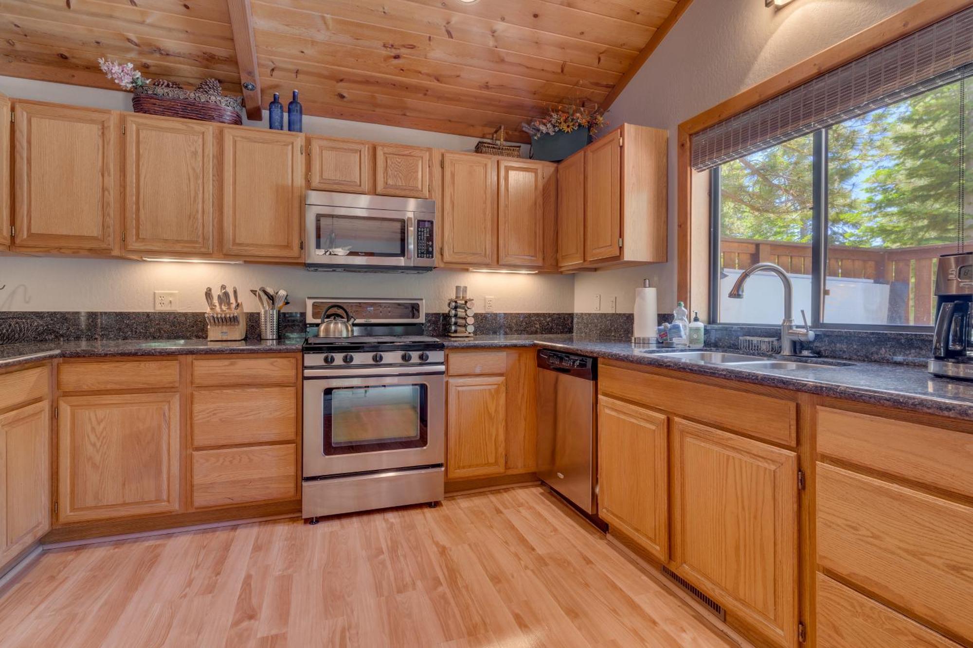 Modern 3Br Tahoe Cabin With Hot Tub Tahoe City Exteriör bild